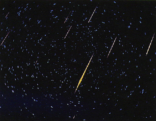 В какие даты ожидаются звездопады в августе, сентябре, октябре, ноябре и декабре 2023 года