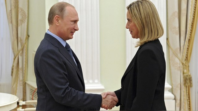HuffPost: Европа должна пойти навстречу России, пока она не стала еще агрессивней