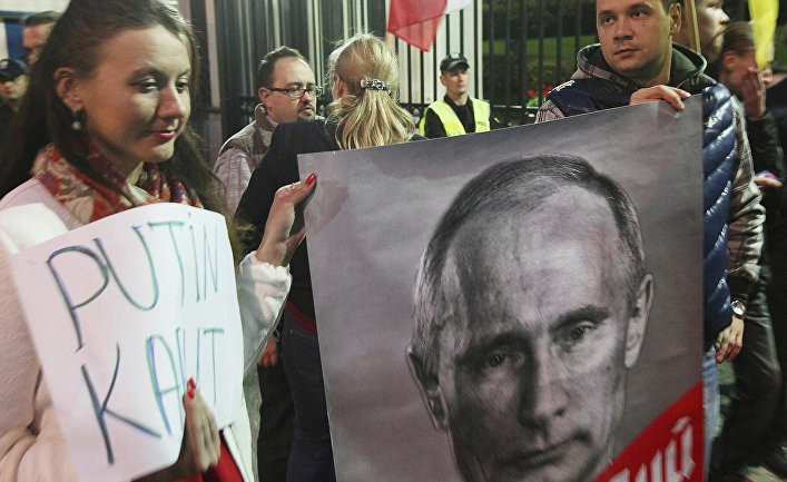 WE: Байден, не отдавай Польшу Путину!