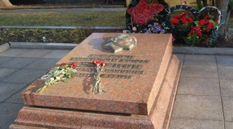 Во Львове пытались выкрасть останки разведчика Николая Кузнецова: что известно на сейчас о громком скандале в Украине