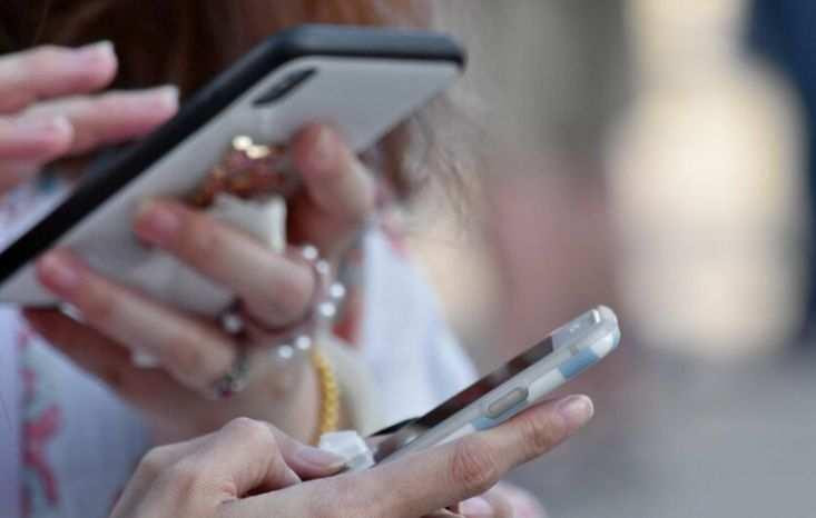 Флагманские смартфоны могут подорожать в России на 50-200 долларов