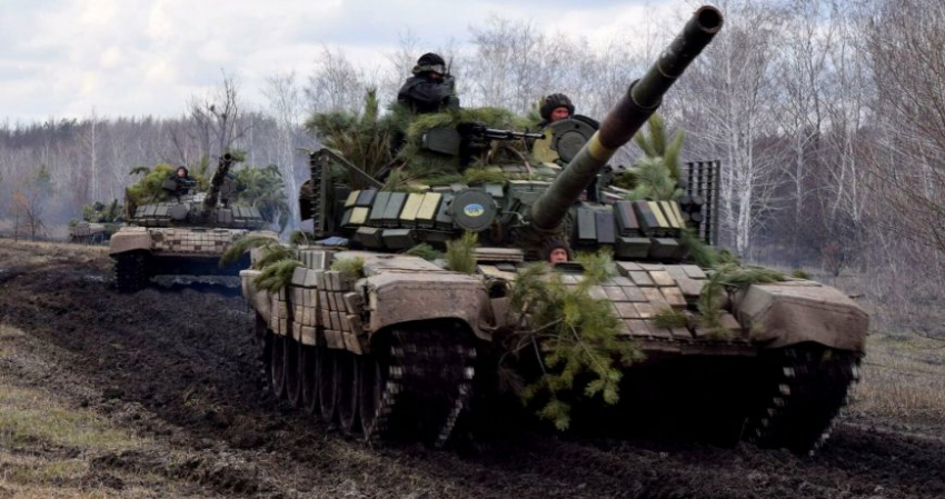 Ничего личного, просто бизнес: украинские танки заправляют русским топливом