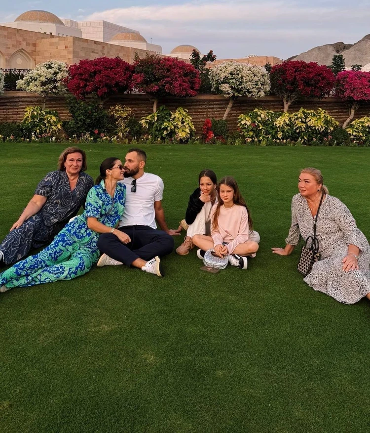 Когда теща - лучший друг: Как у Малахова, Преснякова, Петрова, Пригожина появилась вторая мама