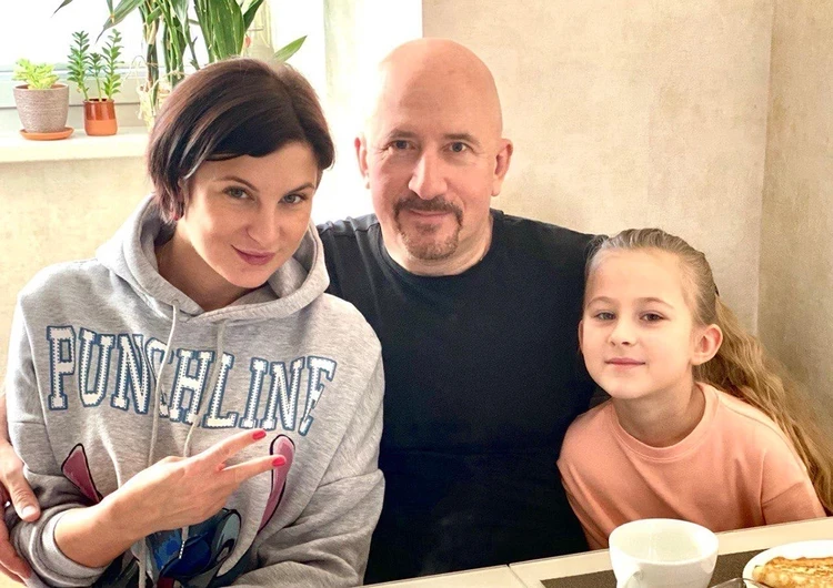 У любви Джигарханяна ребенок от инкогнито, а муж Легкоступовой нашел себе ее двойника: Как устроили личную жизнь звездные вдовцы и вдовы