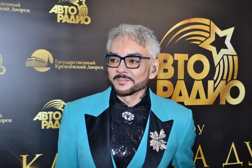 Филипп Киркоров признался в любви: "Подходишь к зеркалу и думаешь - красивый!"