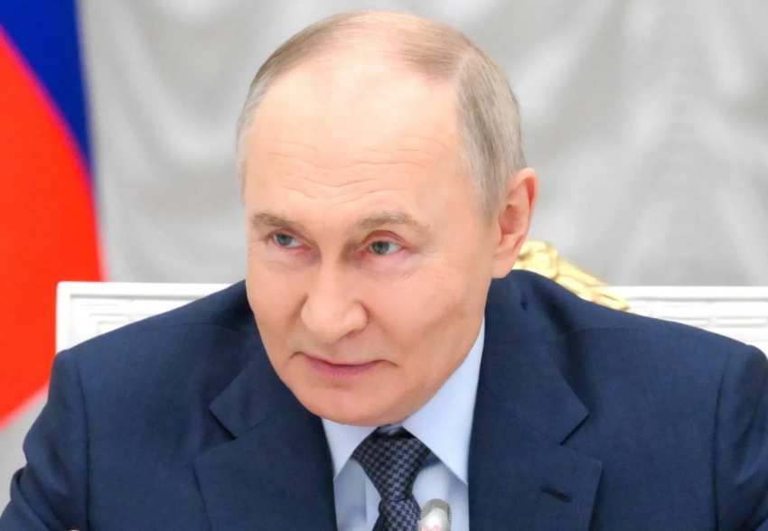 "Это не очень приятно". Владимир Путин рассказал, что близкий человек назвал его "киборгом"