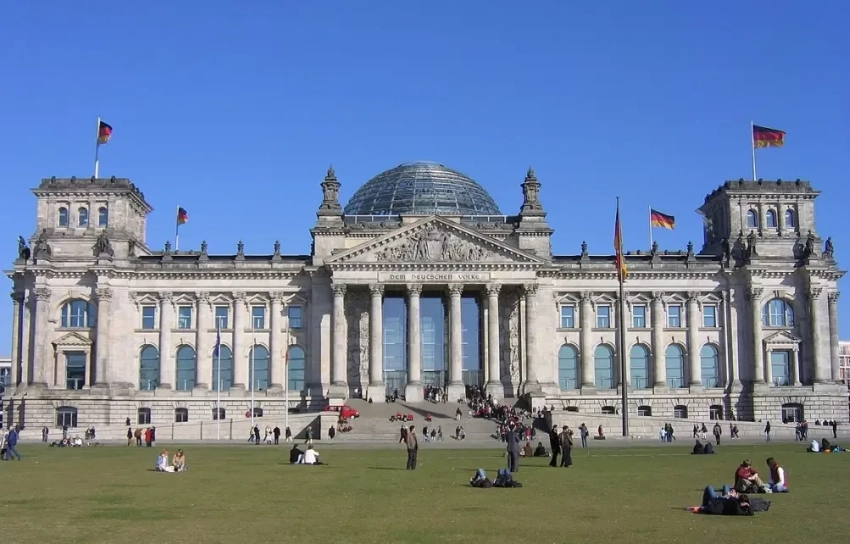 Немецкий политик призвала к гражданской войне в Германии