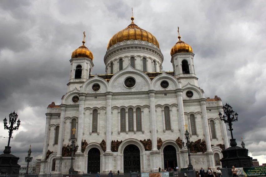 В чем помогает Почаевская Божья Матерь, которую чтут 5 августа 2025 года, молитва