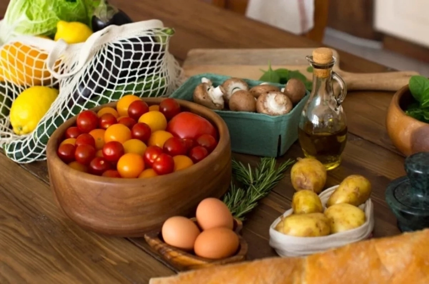 Как правильно питаться в Успенский пост 2025: подробное меню по дням недели