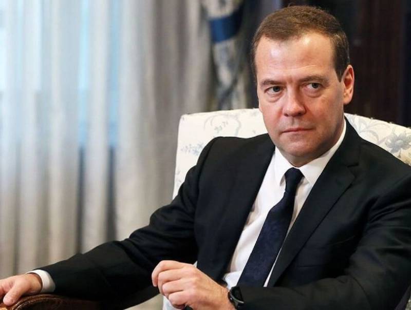 Не стоит «заигрываться в самолетики»: Медведев пригрозил ЕС из-за F-16